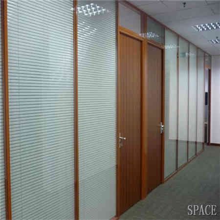 罗定83双玻隔断