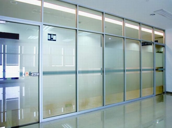 磨沙玻璃隔断,罗定磨沙隔断.jpg